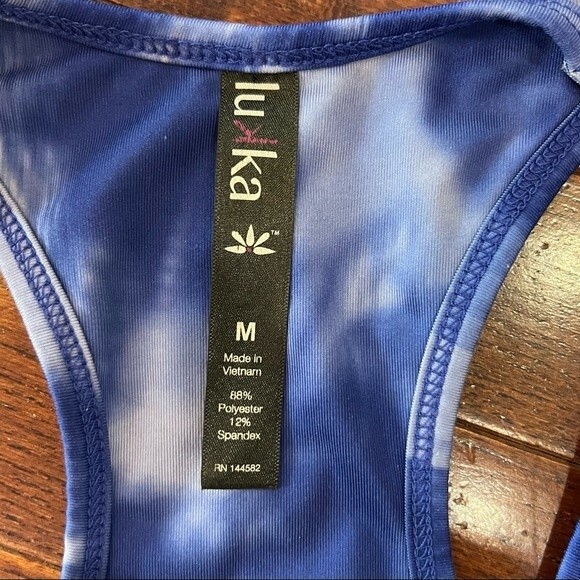 Lukka watercolor blue racer back active workout tank size medium - Picture 6 of 6